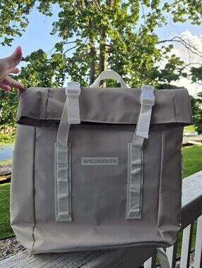 Wildhaven Insulated Water Resistant Backpack Cooler **NEW**